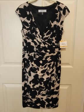 Kasper Black Floral Print V-Neck Midi Dress on Cream